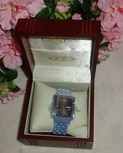Oniss Paris Kristall Akzent Hi-Tech Blau Keramik Braun Zifferblatt Uhr Neu - Bild 1 von 4