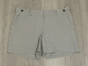 Ann Taylor Blue And White Pinstriped Seersucker Shorts Size 12 - Picture 1 of 8