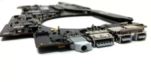 Placa lógica i7 661-02524 MPN 2,2 GHz 16 GB A1398 MacBook Pro Retina mediados de 2015 IG - Imagen 1 de 3