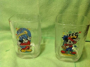 2 Walt Disney World 2000 McDonald's Mickey Mouse Square Glasses - Picture 1 of 4