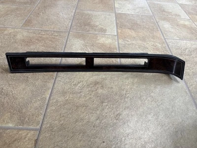 Oldsmobile Cutlass Supreme Salon 1978-1988 grano de madera diestro climatización ventilación nogal Foto 1 de 4