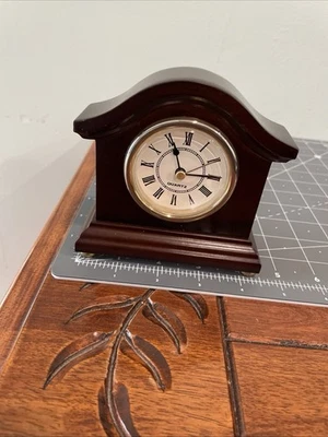 Gorgeous Bombay Co. Pequeño Escritorio/Manto Reloj Soporte Caoba/119/Z26/ Taiwán Foto 1 de 4