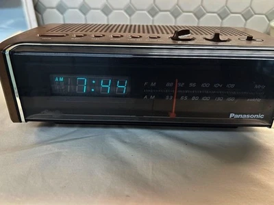 VTG Panasonic Faux Wood Digital Alarm Clock Radio Model RC-75 Japan - Working - Image 1 of 4