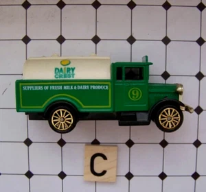 CORGI, DAIRY CREST, MORRIS MILK TRUCK, DIE CAST MODEL, LIMITED EDITION, VINTAGE - Picture 1 of 6
