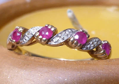 9ct Gold Ring Diamond Ruby UK Hallmark Size P Boxed - Image 1 of 4