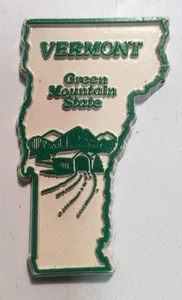 Calamita frigo in gomma Vermont Green Mountain State 2,25" KitchenGnu - Foto 1 di 7