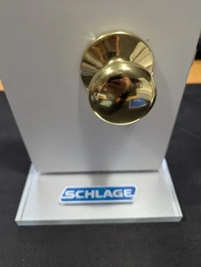 (3) NEW SCHLAGE F10 PLYMOUTH PASSAGE KNOB (HALL & CLOSET) 605 BRIGHT BRASS - Picture 1 of 4