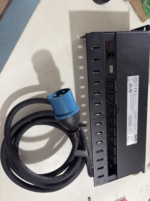 AP7822 APC  Black Switched Rack PDU, 16 Outlet，2U,32A,USED - Image 1 of 4