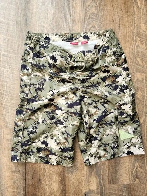 Shorts camuflados masculinos Mossimo 10/12 - Imagem 1 de 4