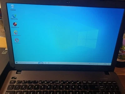 Notebook Asus  550L, ,Intel i5, 1000 GB HHD 8 GB RAM Windows 10 - Bild 1 von 4