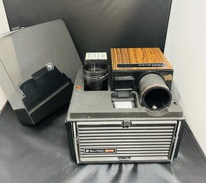 Bell & Howell 35mm Slide Cube System II Lumina Projector Model AF70 Zoom Lens - Picture 1 of 16