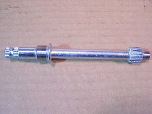 SUZUKI GSXR750 RF600 NEW CLUTCH RELEASE PINION GSXR 750 RF 600  23261-21E00   - Bild 1 von 1