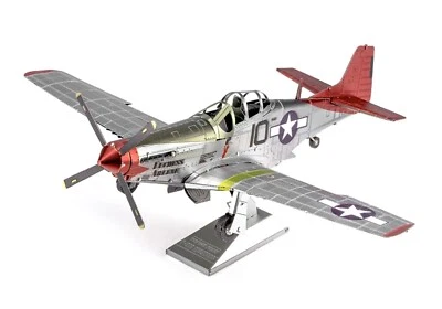 FASCINATIONS Mustang Tuskegee P-51D Flieger Metall Erde Premium Serie 3D Modell zum Selbermachen Kit ICX142
