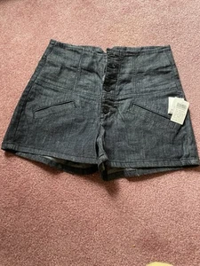 Brand New Denim High Waisted Shorts With Slit Pockets And Button Fly. Size 7 - Picture 1 of 4