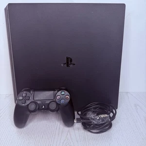 Sony PlayStation PS4 Pro CUH-7216B Konsole mit DualShock 4 Controller + PAL Kabel - Bild 1 von 17