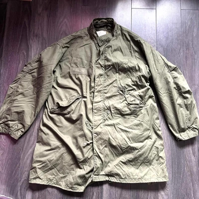 Vintage Retro Fishtail  Parka Long Windbreaker Coat  M green - Image 1 of 4