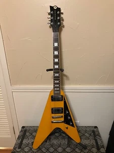 2008 Reverend Volcano Korina V Gumby Headstock - Picture 1 of 5