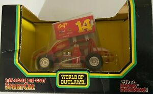  1:24 Racing Champions World of Outlaws Sprint Car Tim Green #14
