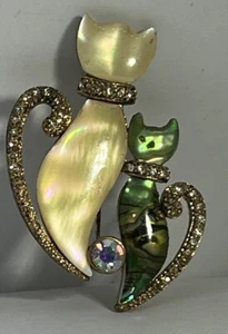 Figural Cat Brooch Pin Gold Tone Mother Of Pearl Abalone Rhinestones AB Stone - Picture 1 of 2
