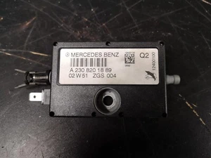 Mercedes R230 SL SL55 AMG 2308201889 Antenna Amplifier - Picture 1 of 2