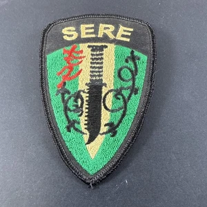NAVY SERE SURVIVAL EVASION RESISTANCE AND ESCAPE EMBROIDERED PATCH/PIN - Picture 1 of 4
