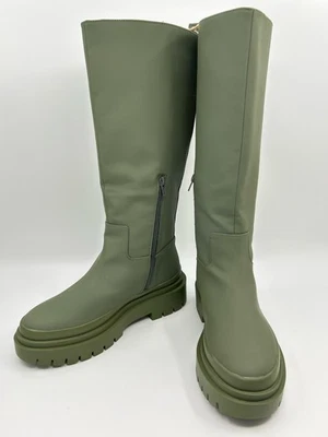 Cool Planet STEVE MADDEN NWT NWOB Size 10M Green WMN Magicc waterproof tall boot - Image 1 of 4