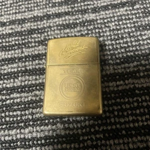 Encendedor Zippo 12 Team Lucky Strike Suzuki 94 - Imagen 1 de 6