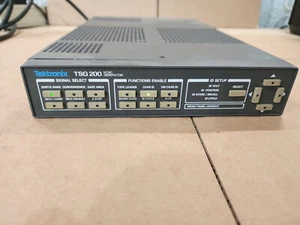 Tektronix TSG200 NTSC Generator - Picture 1 of 2