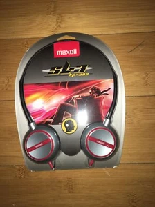 3 Maxell SL-3/HP-200 Portable Lightweight Stereo Headphones- new and sealed IPOD - Picture 1 of 2