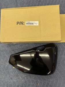Drag Specialties - 301045 - Side Cover - Right - Gloss Black - Picture 1 of 3