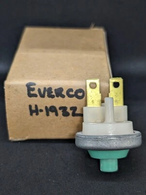 68-71 FAIRLANE TORINO RANCHERO MONTEGO FALCON COMET A/C VACUUM MASTER SWITCH - Image 1 of 4