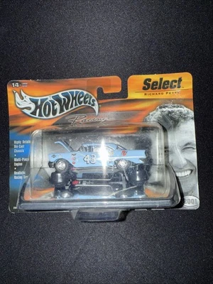 1:64 2001 Hot Wheels Select Richard Petty #43 NASCAR 1957 Foto 1 de 4
