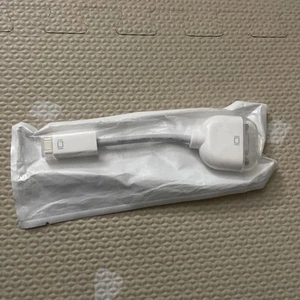 Apple OEM Video Adapter (Mini-DVI) to VGA  White (M9320G/A) with Covers 603-9258 - Picture 1 of 4