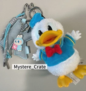THE MONSTERS Pin for Love Series Letter Pendant “K”And Donald Duck Together NEW - Picture 1 of 1