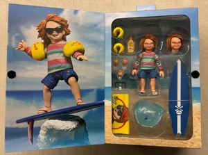 Neca Child's Play Surf's Up Chucky Ultimate Action Figure 2025 SDCC Exclusive - Picture 1 of 9