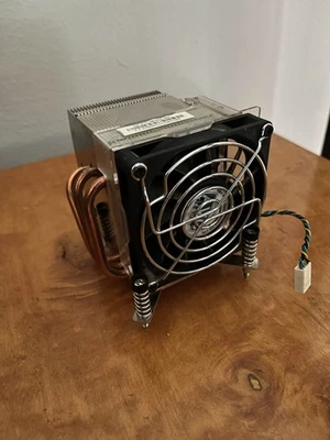 HP 381874-001 Heatsink with Fan - Image 1 of 4