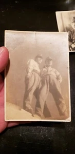WW2 original Japanese photo of Navy SOLDIER signed by American soldier on back - Picture 1 of 2