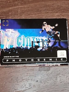 2024 Panini Photogenic WWE - #47 Drew McIntyre - Foto 1 di 5