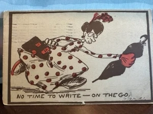1907 Comics Spinster Has No Time To Write~On The Go Postcard Posted TX - Picture 1 of 2