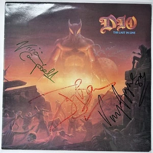 Ronnie James Dio signiertes Dio Campbell Bain Appice Album The Last in Line 1984 - Bild 1 von 15