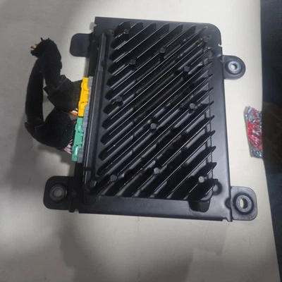 KIA SORENTO 21-23 AMPLIFICADOR ÁUDIO RÁDIO AMPLIFICADOR MÓDULO UNIDADE BOSE 96370-R5200 FABRICANTE DE EQUIPAMENTO ORIGINAL - Imagem 1 de 4