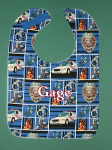 POLIZIST POLIZISTEN PERSONALISIERTES LÄTZCHEN BABY LÄTZCHEN FROTTEE LG DEUTSCHE SCHÄFERHUNDE AUTOS - Bild 1 von 3