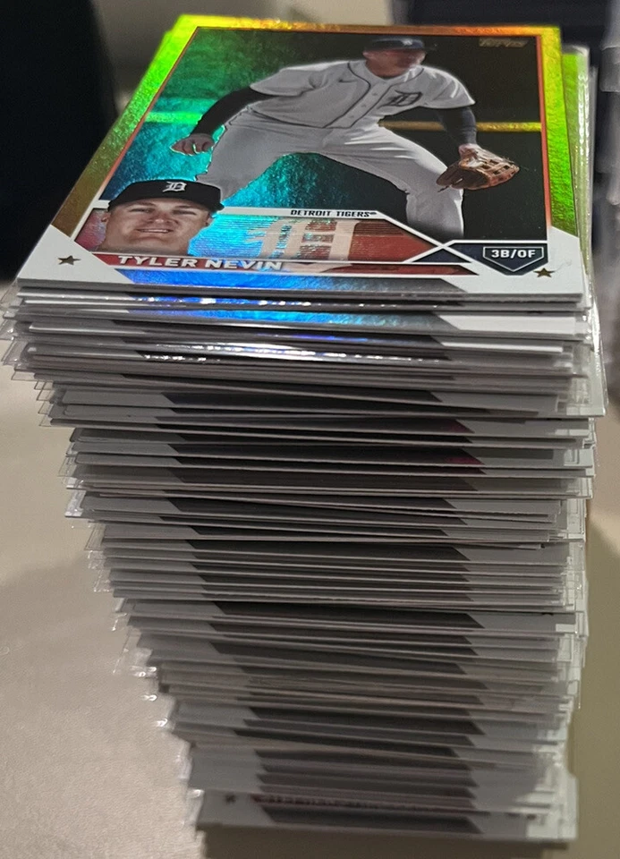 Actualización Topps 2023 lámina dorada tú eliges - Completa tu conjunto Foto 1 de 1
