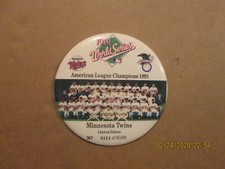 MLB Minnesota Twins Vintage 1991 AL Champions 6 Inch Team Photo Pinback Button