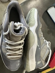 Size 8.5 - Jordan 11 Retro Low Cool Grey 2018 Great Condition Needs Laces - Picture 1 of 7