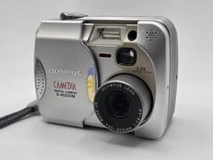 OLYMPUS Camedia D-40 ZOOM 4.0 MP Digital Camera - Picture 1 of 8