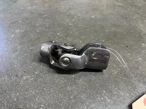 2007 2008 Infiniti G35 Sedan interior Steering Column U Joint OEM 1692 - Picture 1 of 6