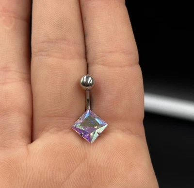 Piercing Banana in Acciaio Chirurgico mm. 1,6 x 10 Pallina mm. 5 con Zircone AB - Immagine 1 di 2