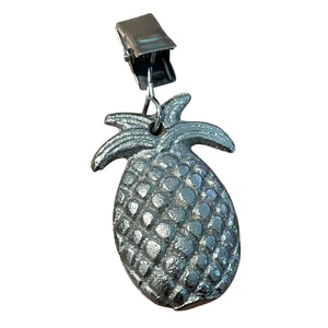 00137-Silberfarben Ananas Neuheit Clip Tischdeckenhalter Einzeln - Bild 1 von 4