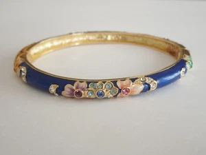 Vintage Armreif Email Strasssteine Modeschmuck 18,9 g/6,2 x 5,2 cm - Bild 1 von 5
